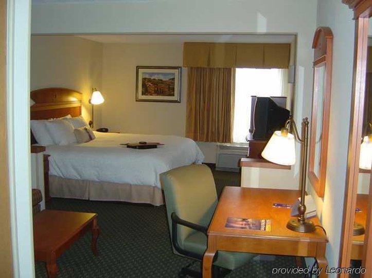Hampton Inn Wichita-East Rum bild