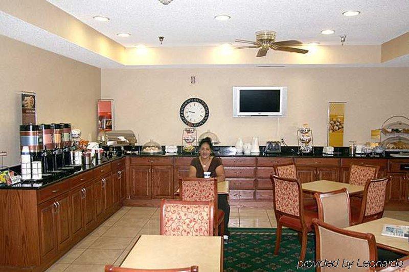 Hampton Inn Wichita-East Restaurang bild